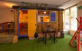 Indoor City Camping Alkmaar